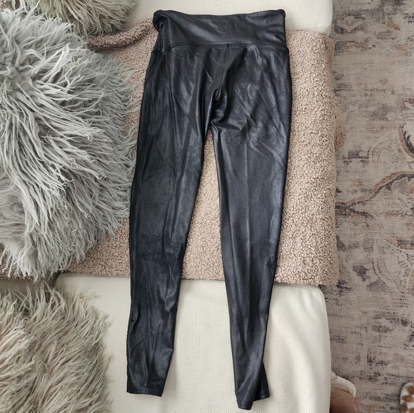 Spanx Faux Leather Leggings - Picture 3 of 4